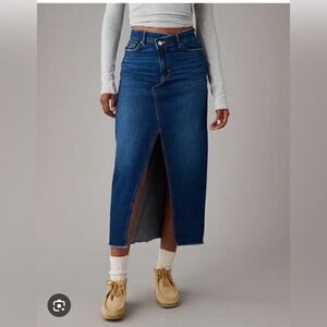 AMERICAN EAGLE 90’s high rise denim maxi skirt- 12